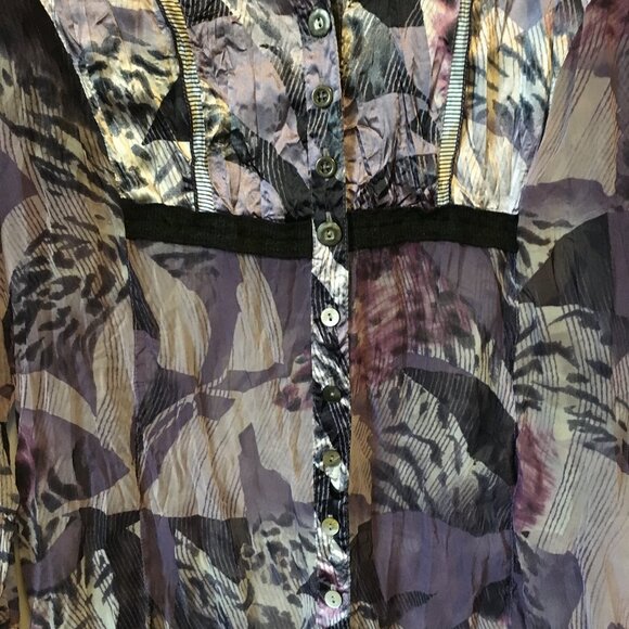 SE Stenau Purple Whimsigoth Floral & Animal Print Button Down Shirt - Picture 6 of 16